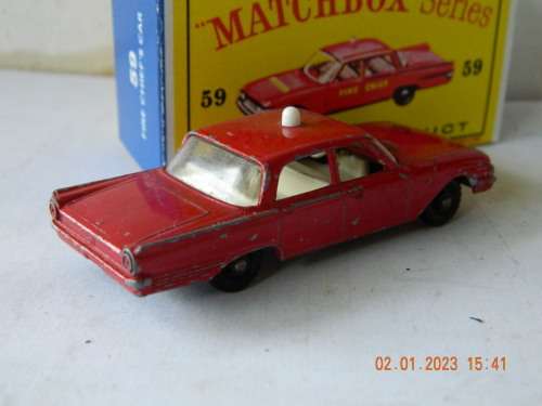 MATCHBOX  SERIES -  59b -  FORD FAIRLANE FIRE CHIEF