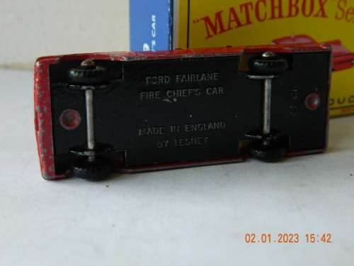 MATCHBOX  SERIES -  59b -  FORD FAIRLANE FIRE CHIEF