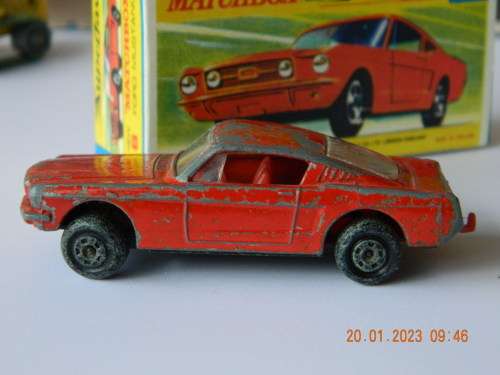 MATCHBOX  SUPERFAST -  8 -   FORD MUSTANG