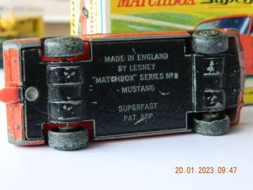 MATCHBOX  SUPERFAST -  8 -   FORD MUSTANG