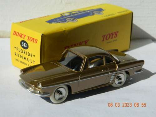 DINKY TOYS  - DE AGOSTINI  -  543  -   `FLORIDE` RENAULT