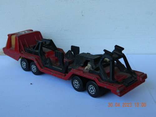 MATCHBOX - SUPERKINGS  - K-13-2  K-114  - TRANSPORTER