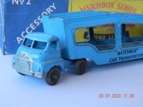 MATCHBOX  SERIES -  NO.2 ACCESSORY PACK -  CAR TRANSPORTER