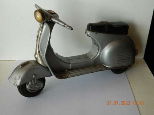 JAPAN UNKNOWN MAKE  -  VESPA SCOOTER  G.S.