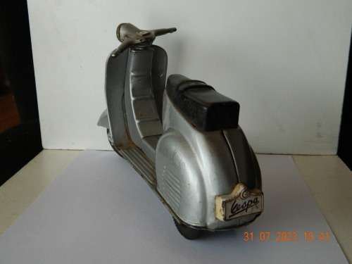 JAPAN UNKNOWN MAKE  -  VESPA SCOOTER  G.S.