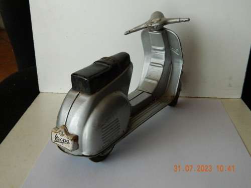 JAPAN UNKNOWN MAKE  -  VESPA SCOOTER  G.S.