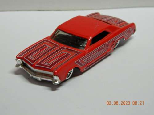 HOTWHEELS - RIVIERA 1964