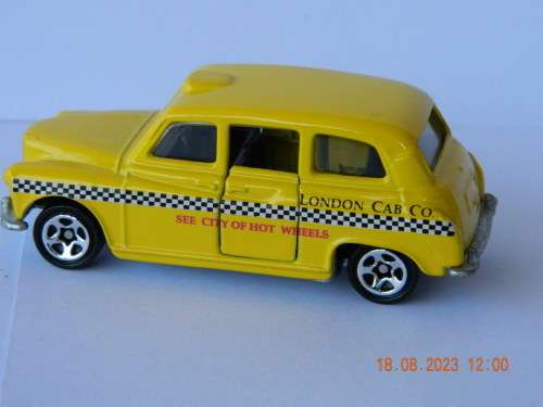 HOTWHEELS -  LONDON TAXI