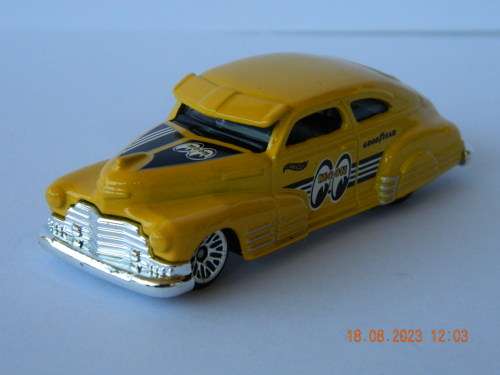 HOTWHEELS -  CHEVY FLEETLINE  47