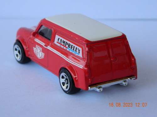 HOTWHEELS -  AUSTIN MINI VAN