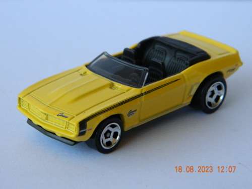 HOTWHEELS -  CAMARO  69