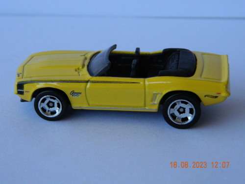 HOTWHEELS -  CAMARO  69