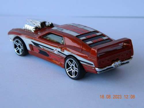 HOTWHEELS -  RIVETED