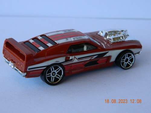 HOTWHEELS -  RIVETED