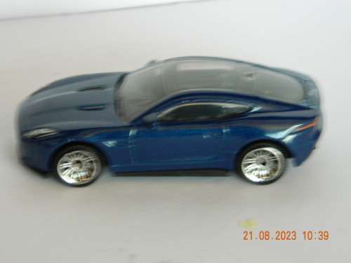 MATCHBOX   -  975  -   JAGUAR F-TYPE COUPE