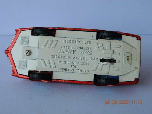 DINKY TOYS  -  103  -  SPECTRUM PATROL CAR (TV SERIES - `CAPTAIN SCARLET`)