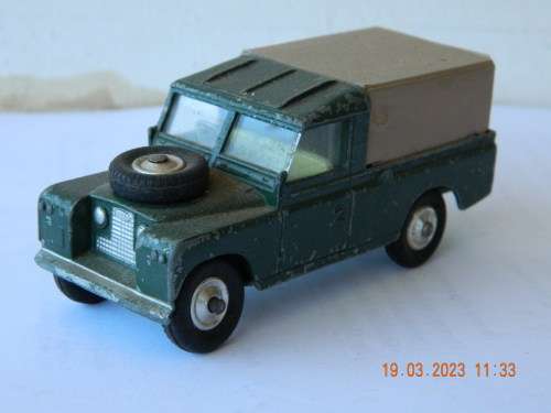 CORGI TOYS -   -   LAND ROVER