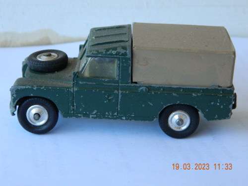 CORGI TOYS -   -   LAND ROVER