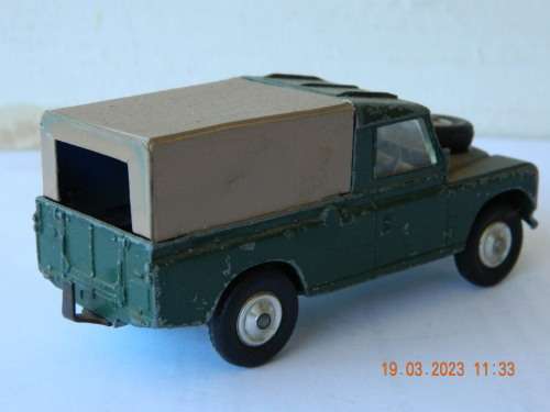 CORGI TOYS -   -   LAND ROVER