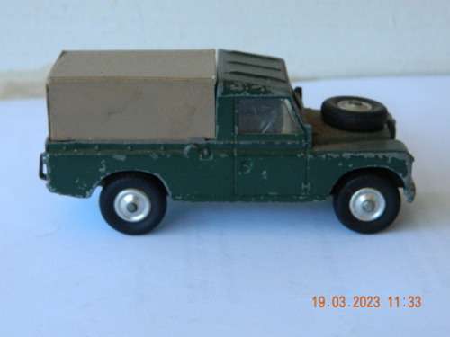 CORGI TOYS -   -   LAND ROVER