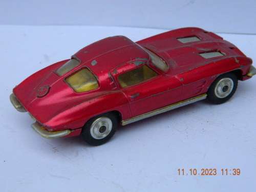 CORGI TOYS -   -   CHEVROLET -  CORVETTE STING RAY