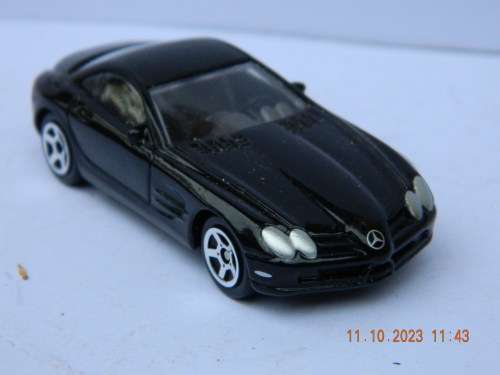 REALTOY   -   MERCEDES-BENZ - SLR  McLAREN