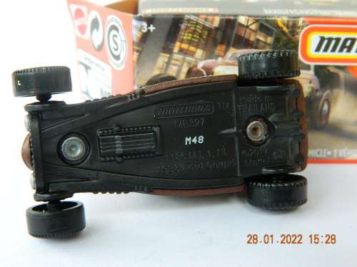 MATCHBOX -  327  -  1933 FORD COUPE