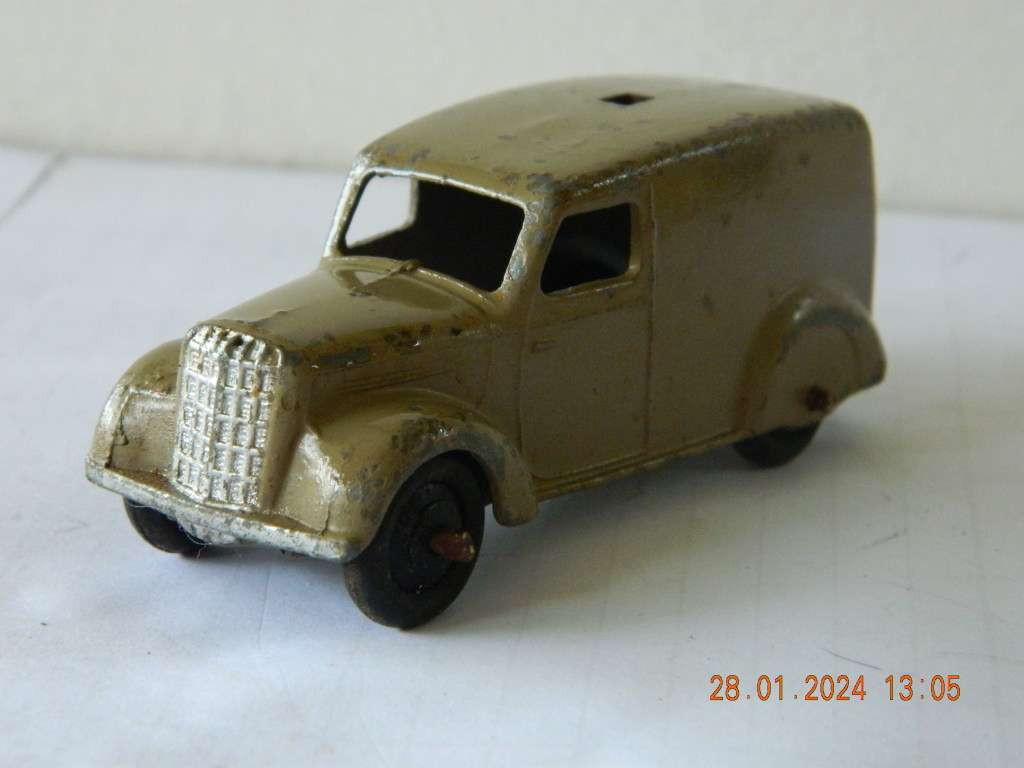 DINKY TOYS  -  34c  -  LOUDSPEAKER VAN