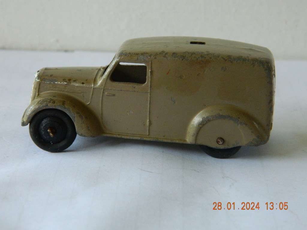 DINKY TOYS  -  34c  -  LOUDSPEAKER VAN