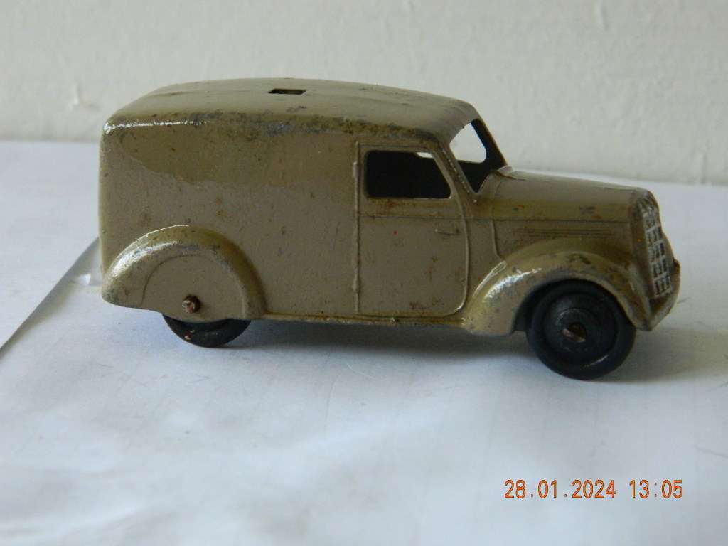 DINKY TOYS  -  34c  -  LOUDSPEAKER VAN