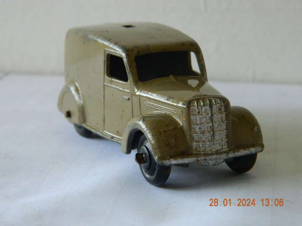 DINKY TOYS  -  34c  -  LOUDSPEAKER VAN