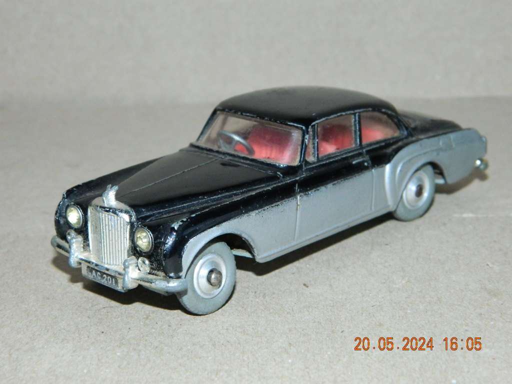 CORGI TOYS -  224   -   BENTLEY CONTINENTAL SPORTS SALOON