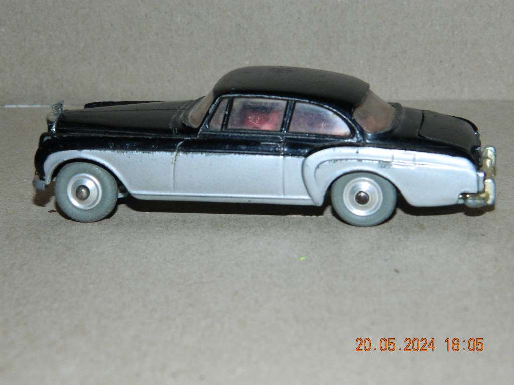 CORGI TOYS -  224   -   BENTLEY CONTINENTAL SPORTS SALOON
