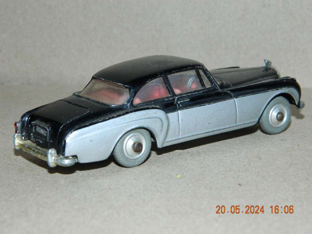 CORGI TOYS -  224   -   BENTLEY CONTINENTAL SPORTS SALOON