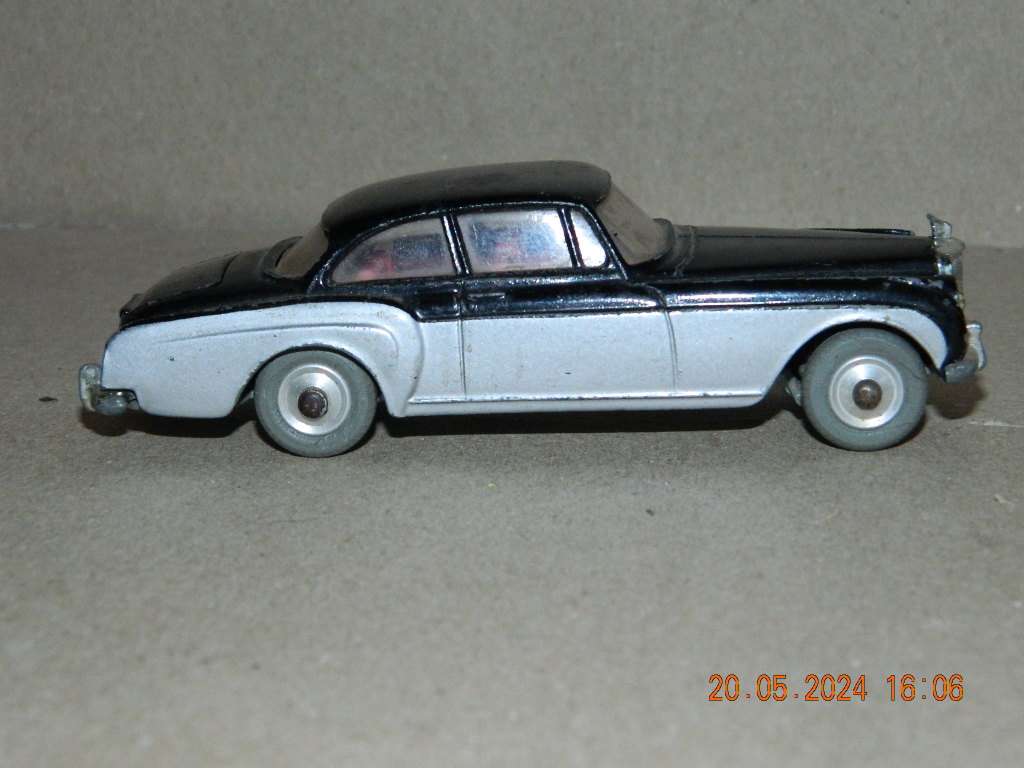 CORGI TOYS -  224   -   BENTLEY CONTINENTAL SPORTS SALOON