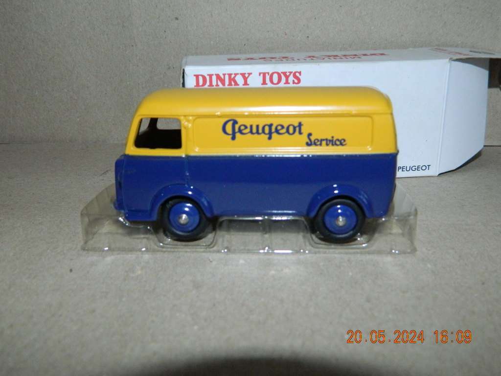 DEAGOSTINI DINKY TOYS  -  25B  -  FOURGO`N TOLE PEUGEOT