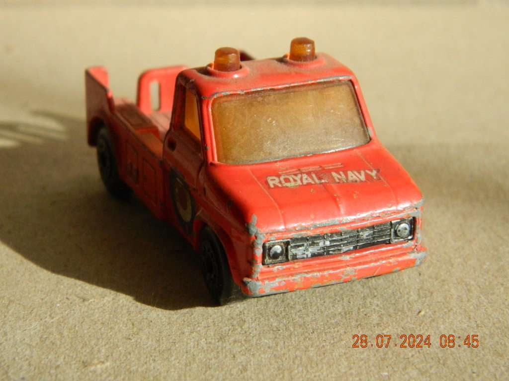 MATCHBOX SUPERFAST - 61 -   WRECK TRUCK
