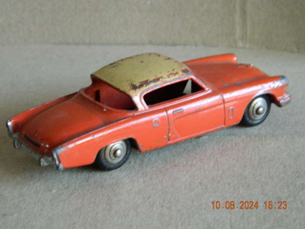 FRENCH DINKY TOYS  -  24Y  -   STUDEBAKER COMMANDER COUPE'