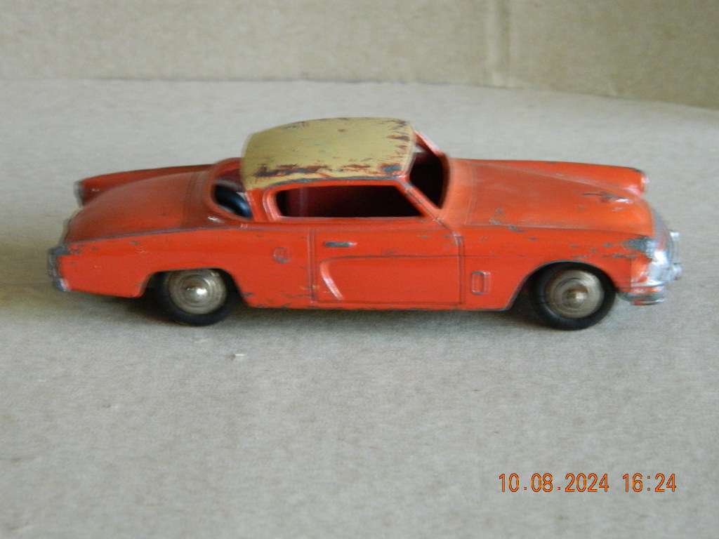 FRENCH DINKY TOYS  -  24Y  -   STUDEBAKER COMMANDER COUPE'