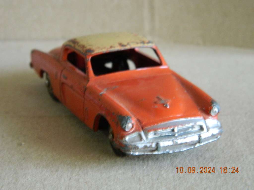 FRENCH DINKY TOYS  -  24Y  -   STUDEBAKER COMMANDER COUPE'