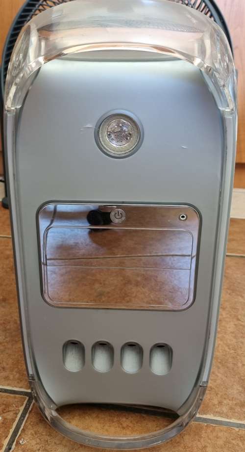 Apple PowerMac G4 tower.