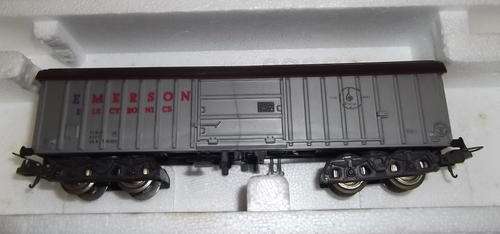 Lima HO Scale Goods Van