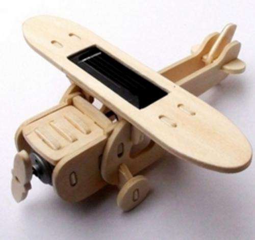 Robotime Solar Powered Monoplane