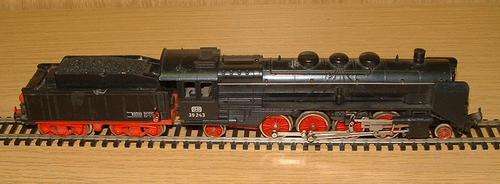 Lima HO 1/87  2-8-2 Steam Loco