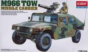 Academy 1/35 M-966 HUMVEE W/TOW