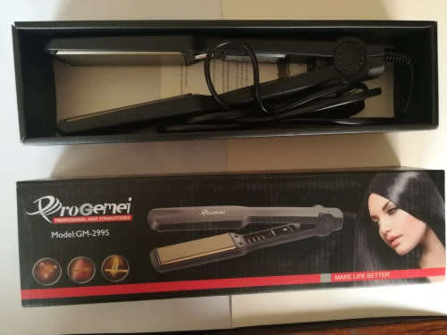 ***STUNNING PROFESSIONAL HAIR STRAIGHTENER BLACK***GREAT BUY!!!