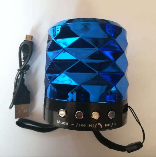 ***STUNNING MINI PORTABLE BLUETOOTH SPEAKER***GREAT BUY!!!