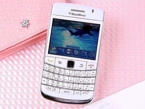 UNLOCKED BlackBerry Bold 9700 - White Smartphone +free gift 8GB memory card