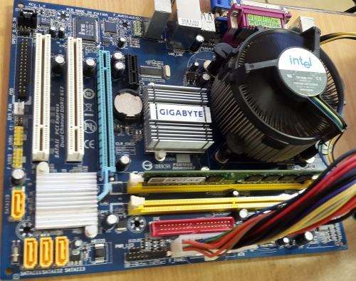 Gaming PC Dual core @ 2,50Ghz, 4gb Ram, 500gb HHD, DVD Rom, Radeon Graphics Card(20 Games Included)