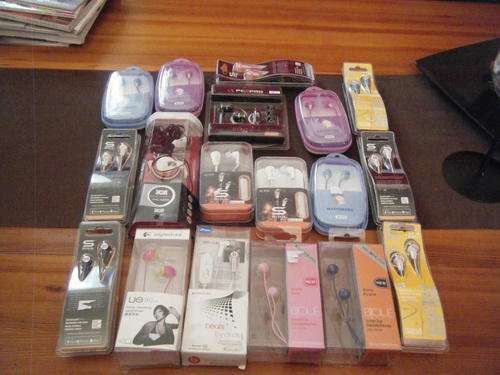 16 x assorted earphones